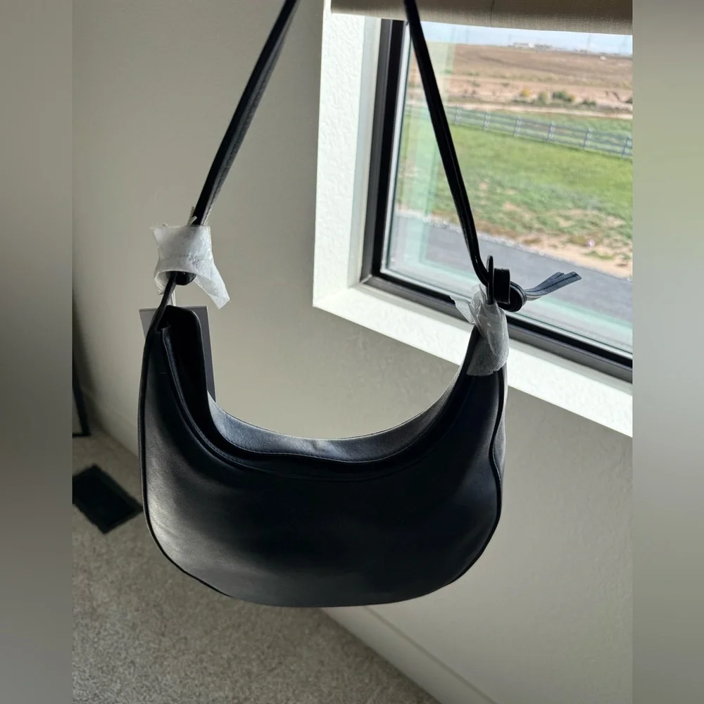 Reformation Black Medium Rosetta Shoulder Bag - Picture 4 of 6